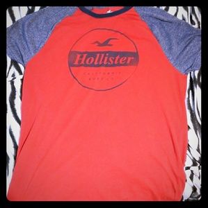 Hollister Graphic Tee